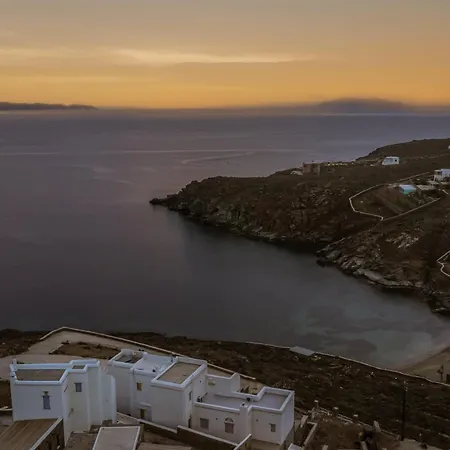 Alia Summer Rest Cyano, Tinos